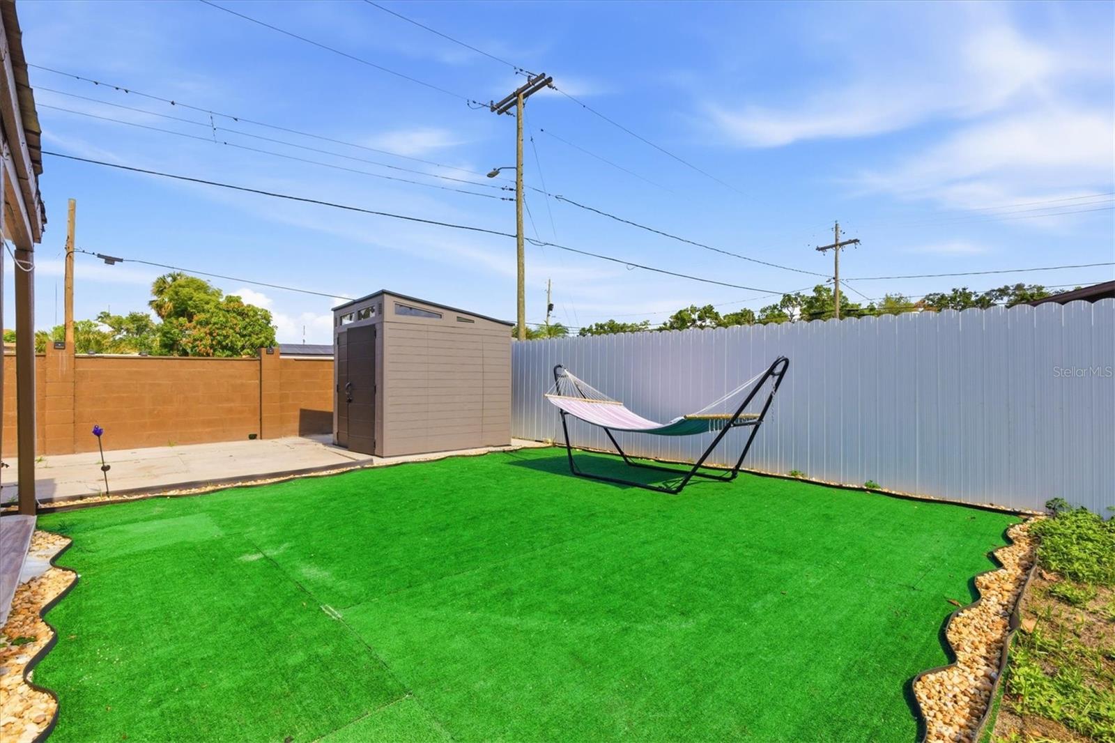 AVONDALE - Residential