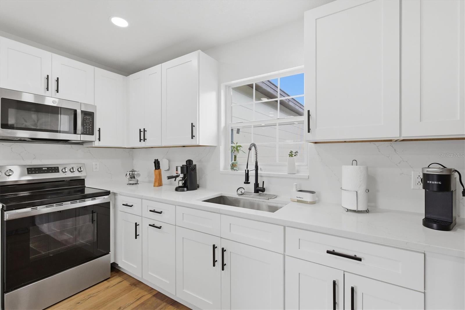 AVONDALE - Residential