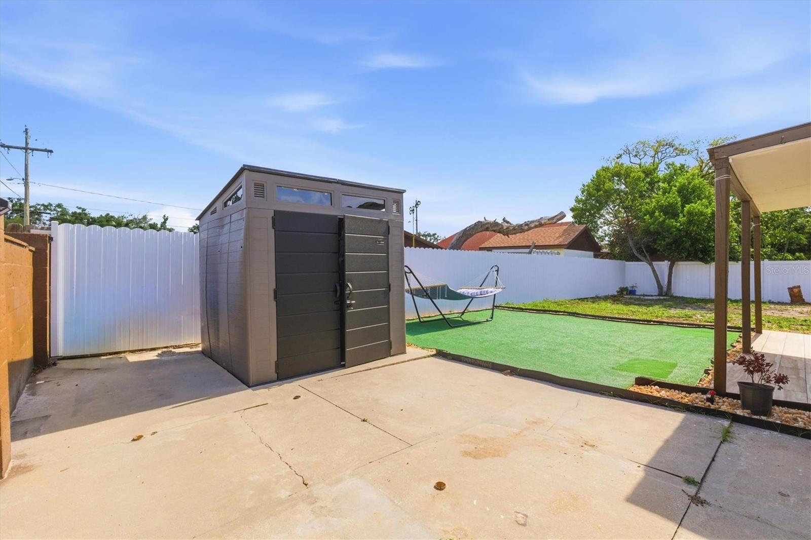 AVONDALE - Residential
