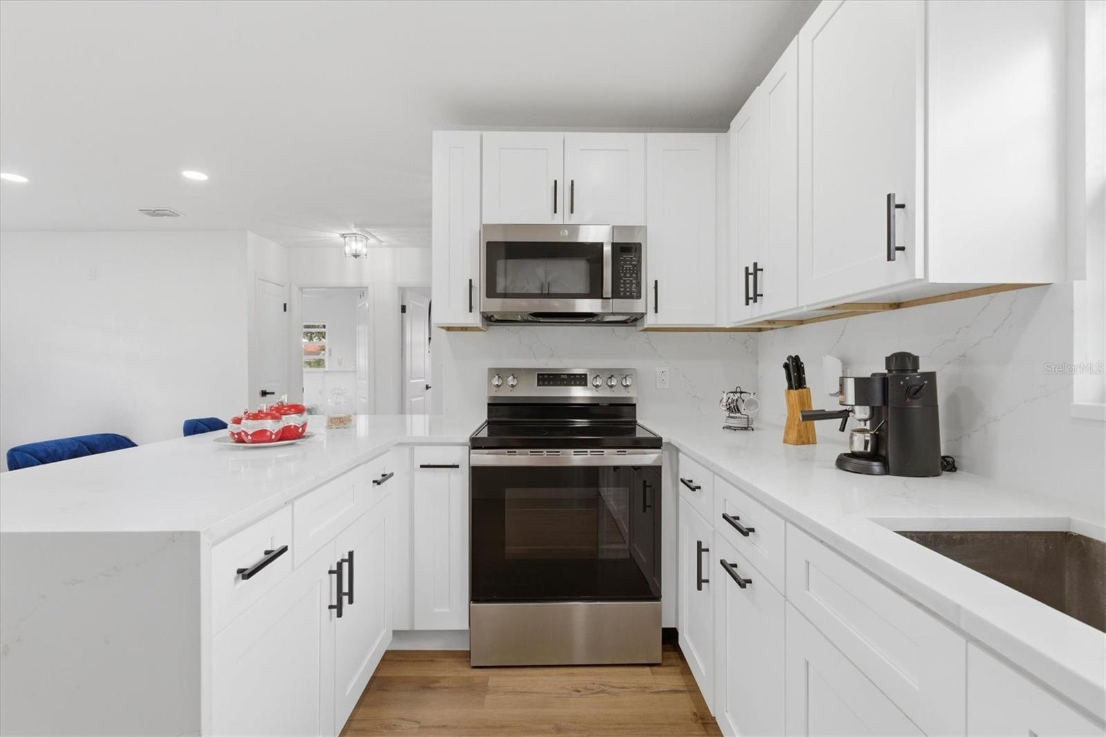 AVONDALE - Residential