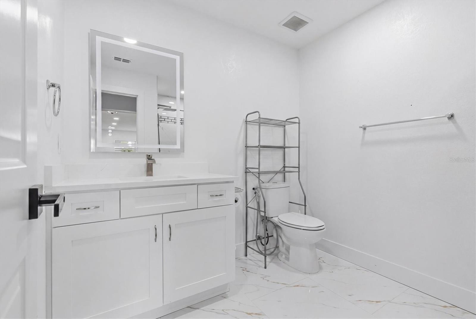 AVONDALE - Residential
