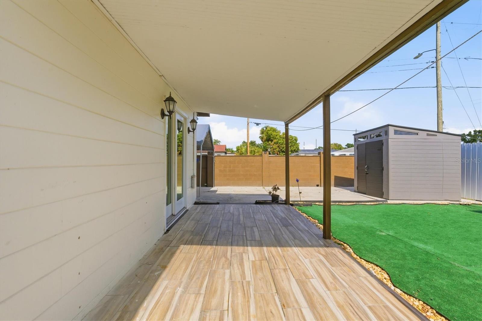 AVONDALE - Residential