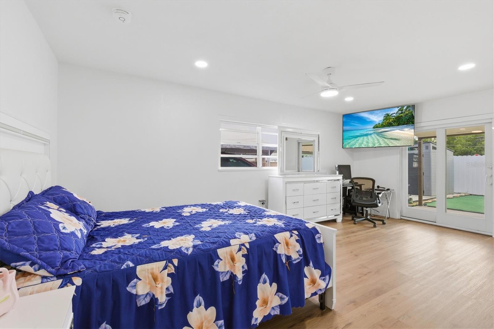 AVONDALE - Residential
