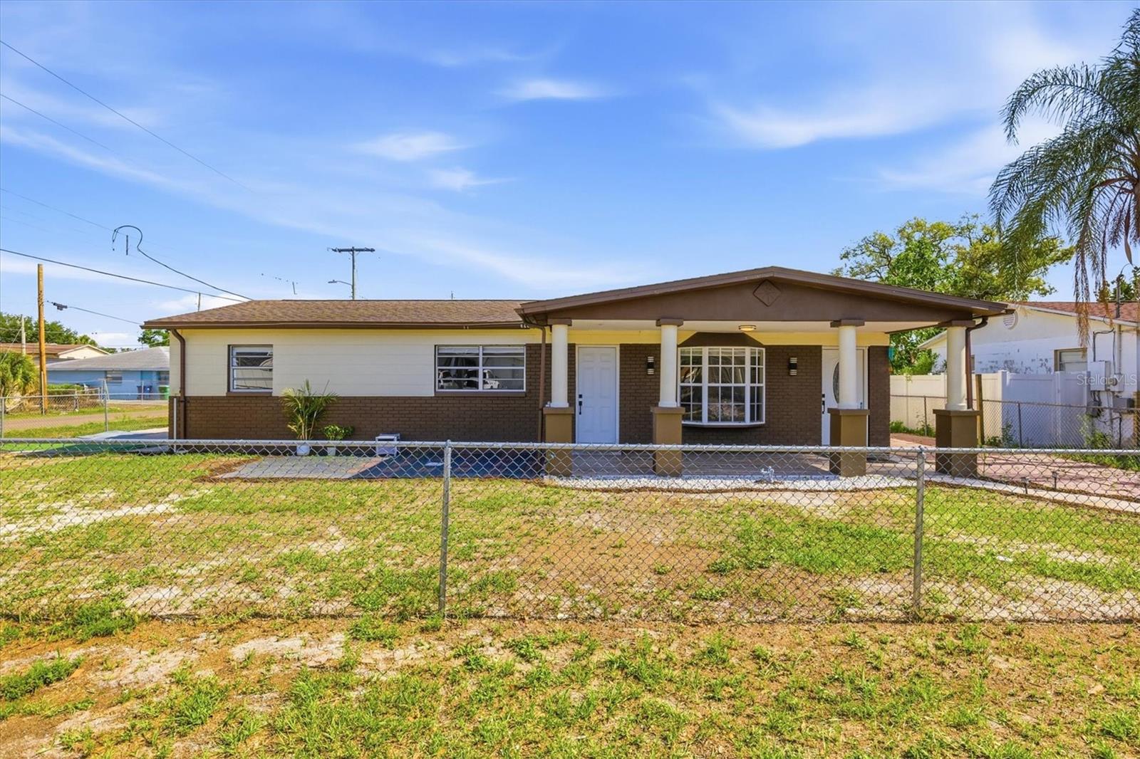 AVONDALE - Residential