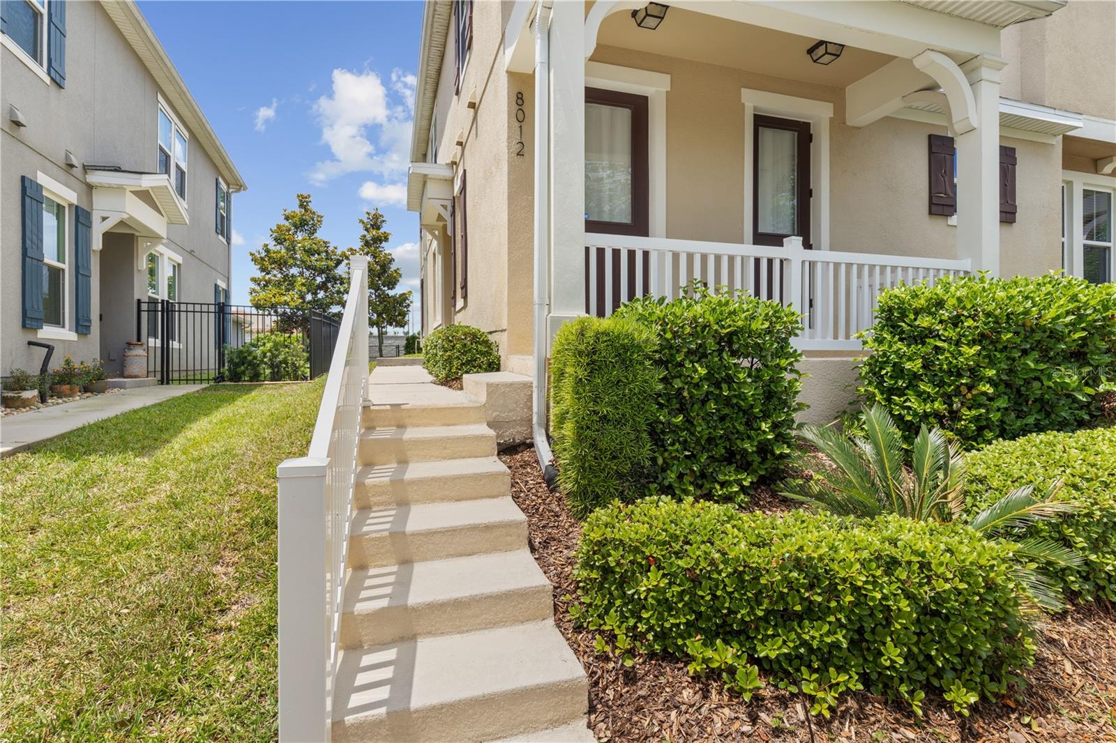 8012 BLUEJACK OAK DRIVE