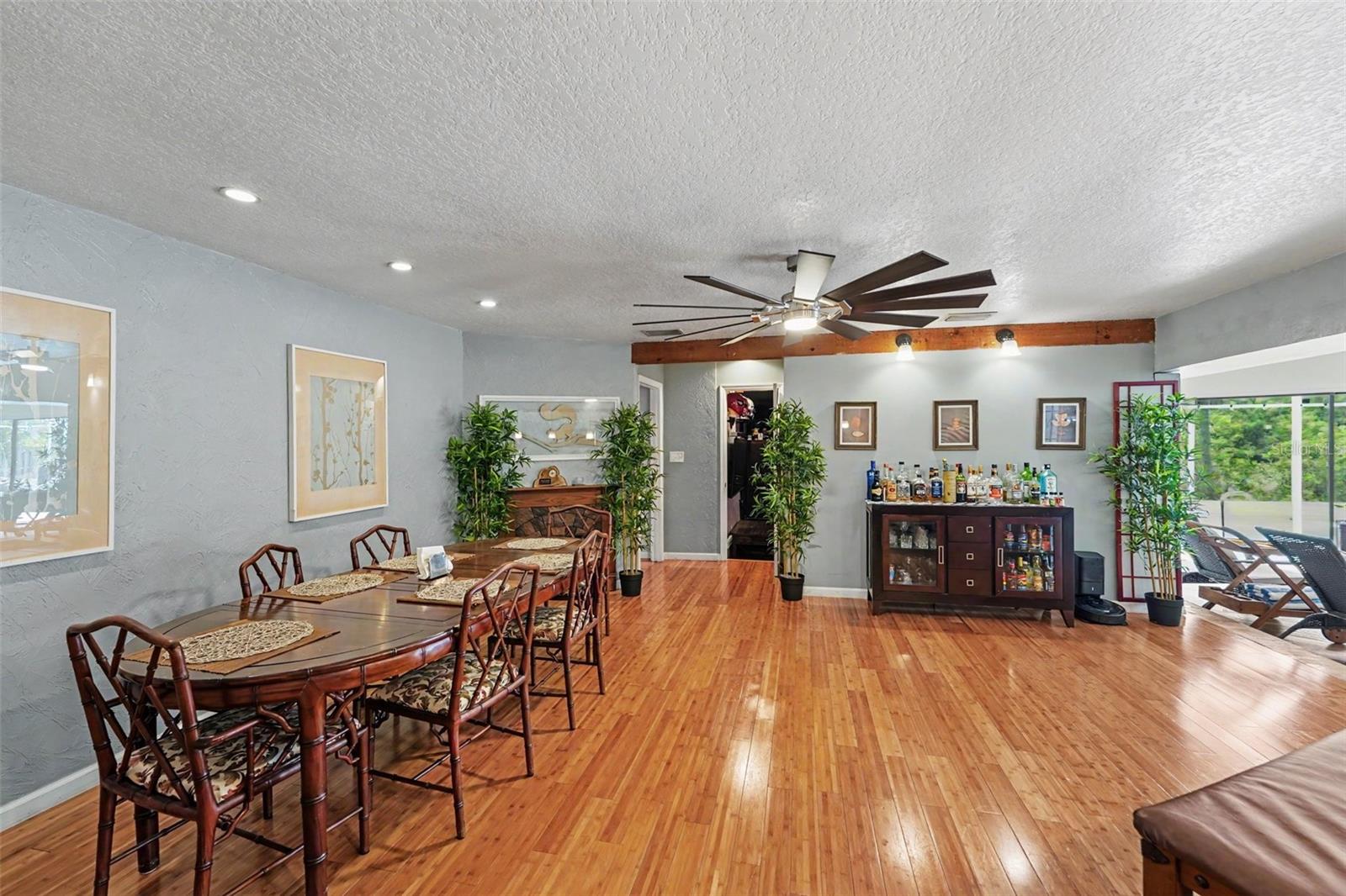 1615 SAINT PAULS DRIVE
