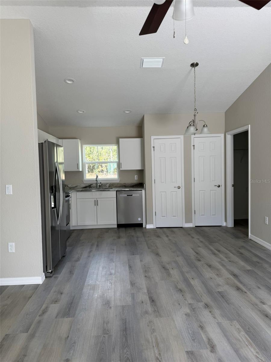 CITRUS SPGS UNIT 01 - Residential Lease