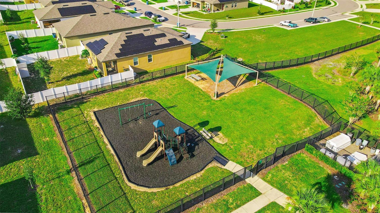 ORCHID GROVE - Residential