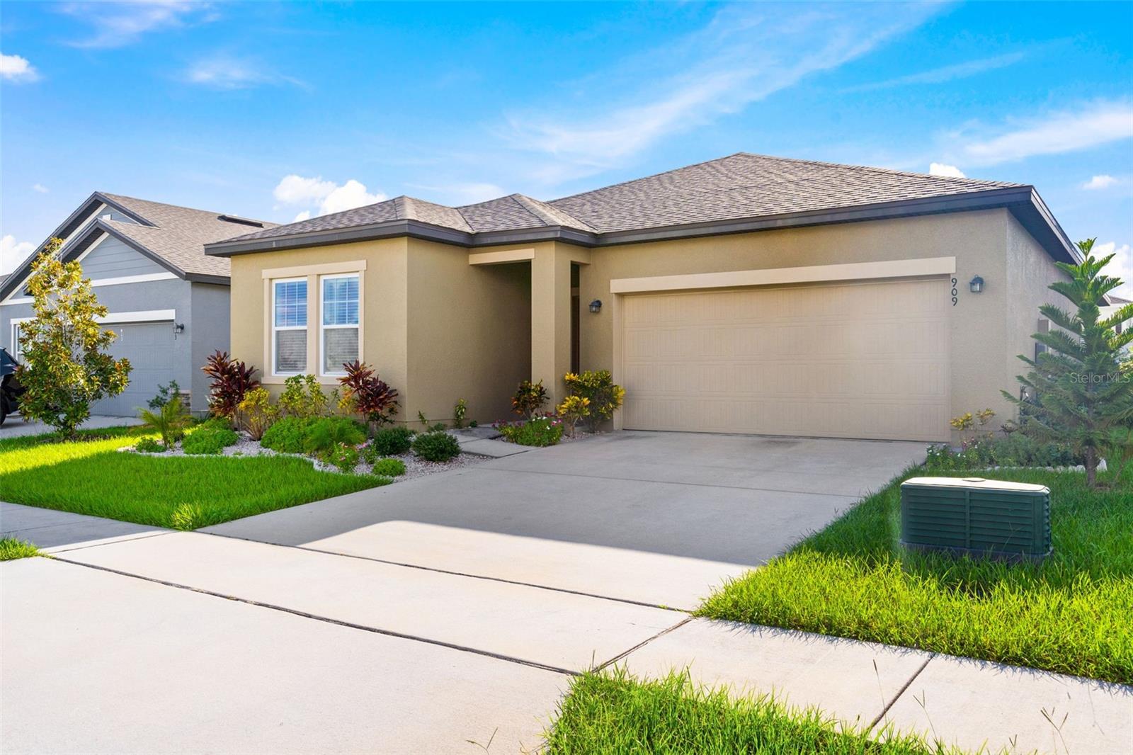 ORCHID GROVE - Residential