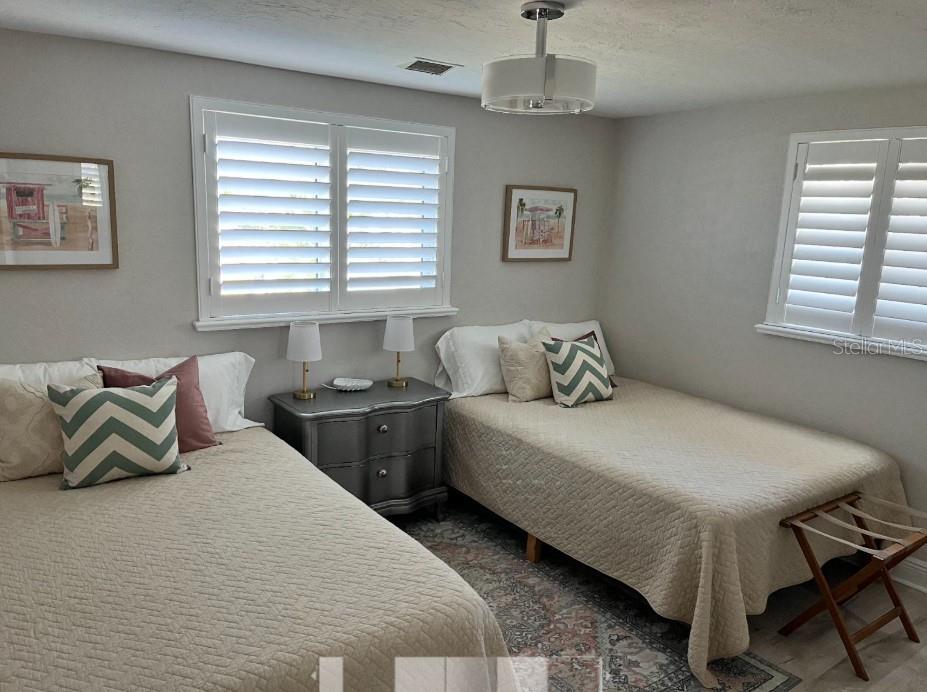 GULF GATE - Residential Lease