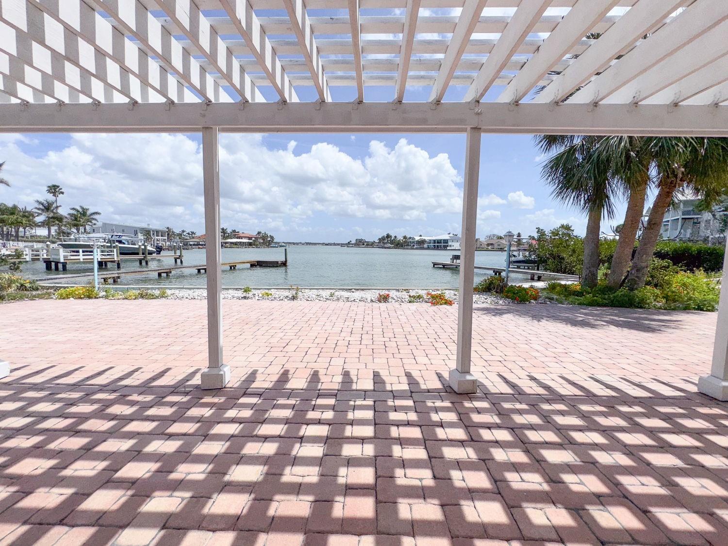 179 BATH CLUB BOULEVARD N