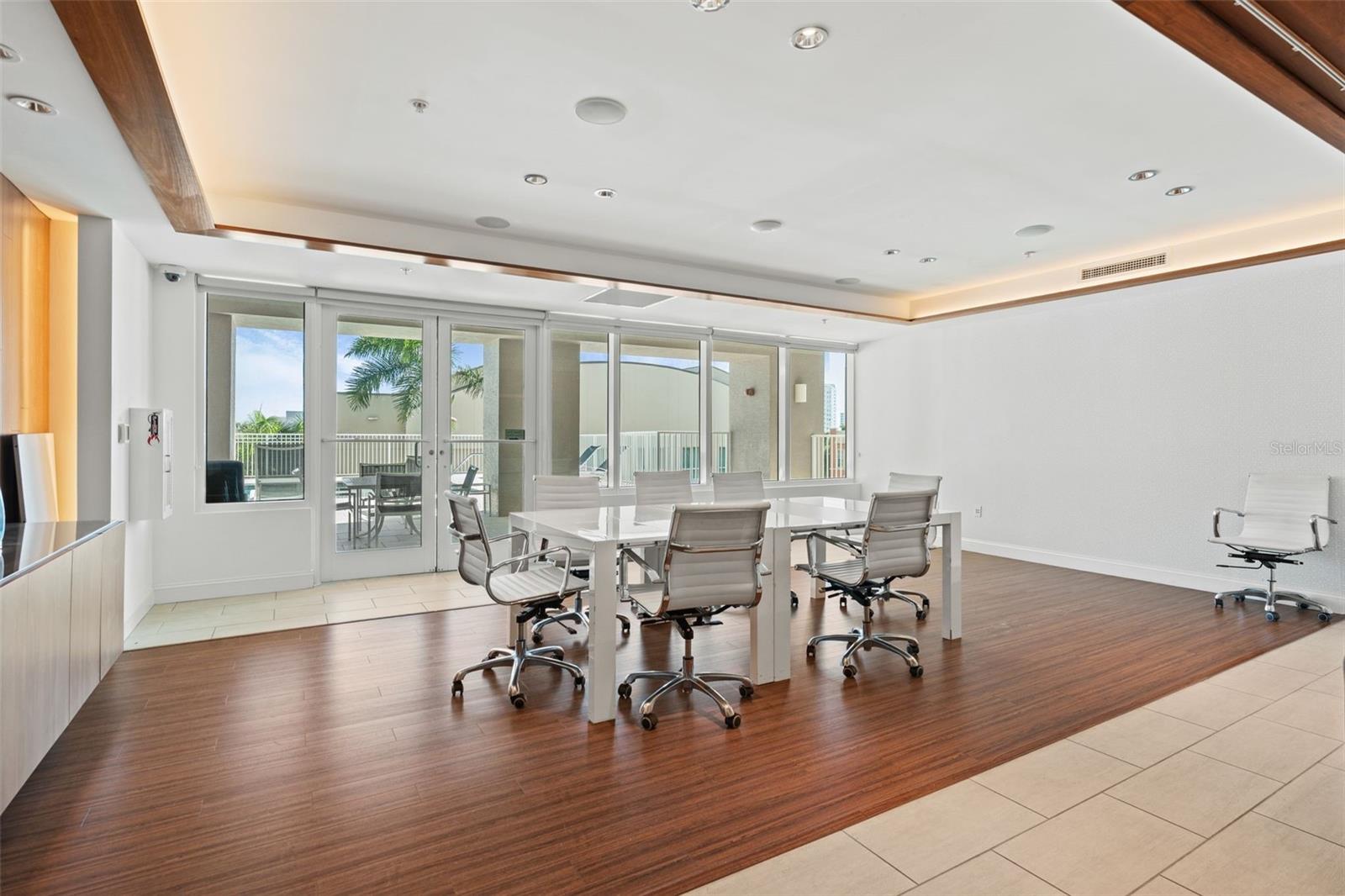 RIVO AT RINGLING - Residential Lease