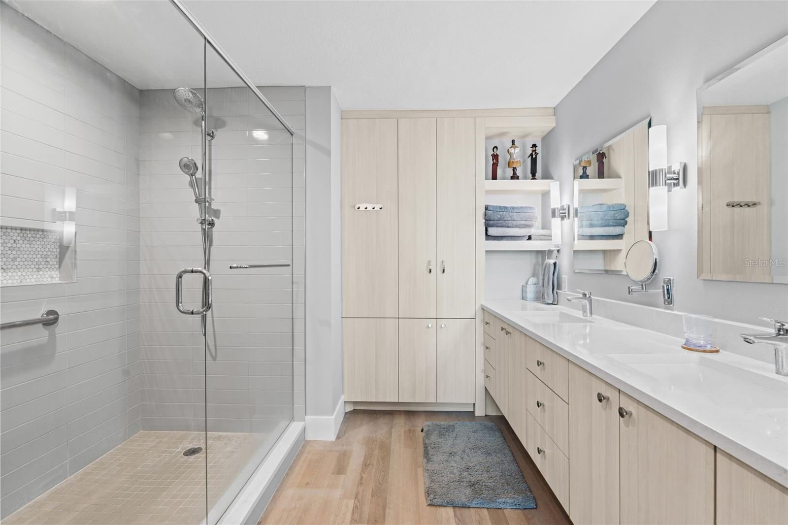 RIVO AT RINGLING - Residential Lease