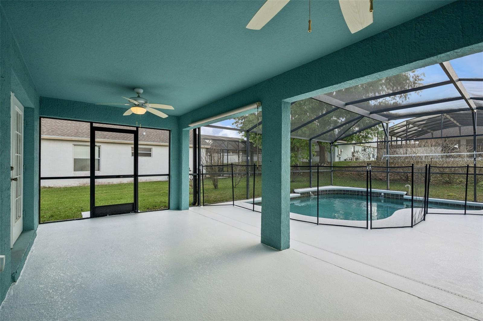 ORANGE TREE PH 04 LT 401 BEING IN 15-24-2 - Residential