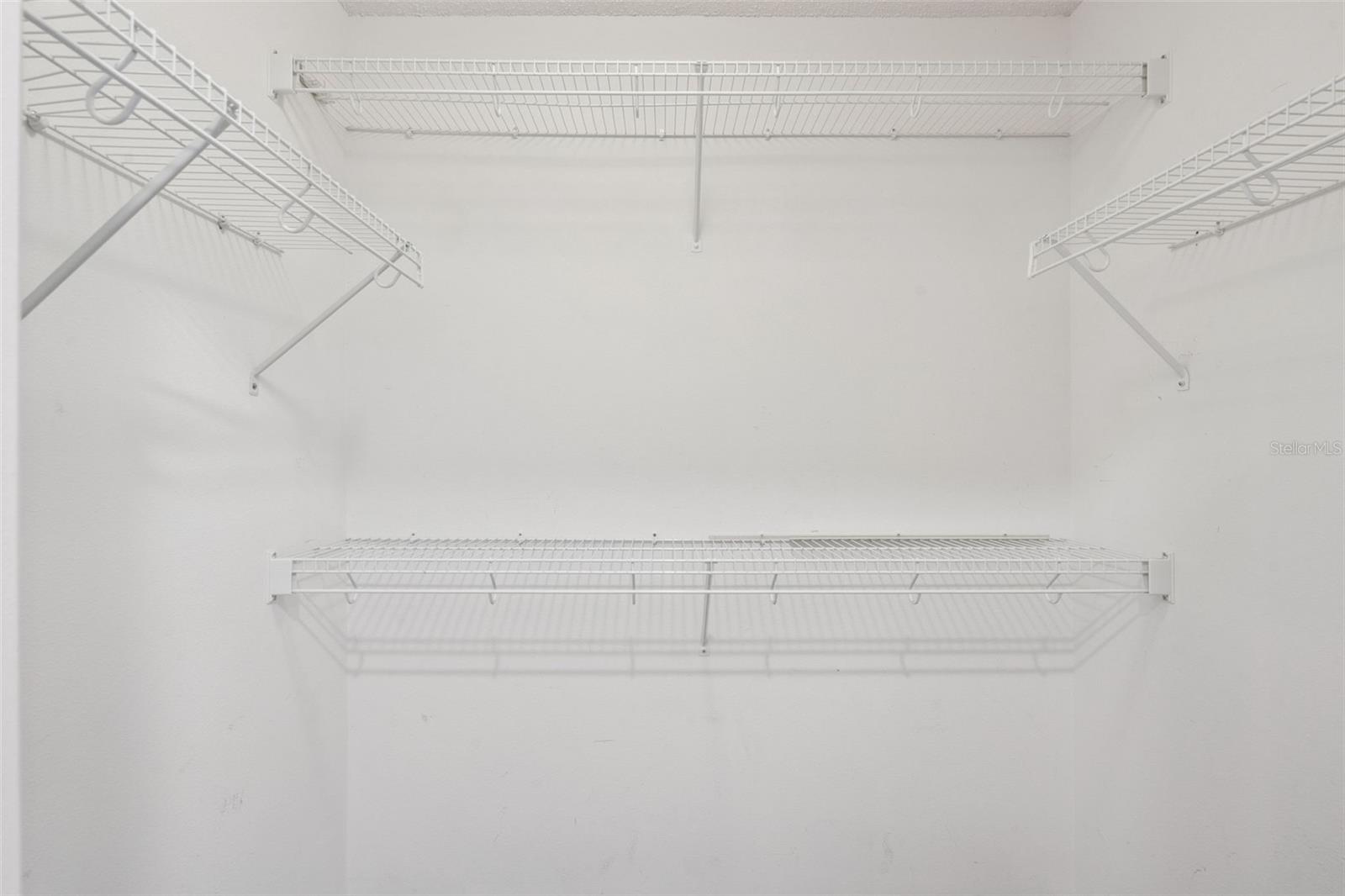 ORANGE TREE PH 04 LT 401 BEING IN 15-24-2 - Residential