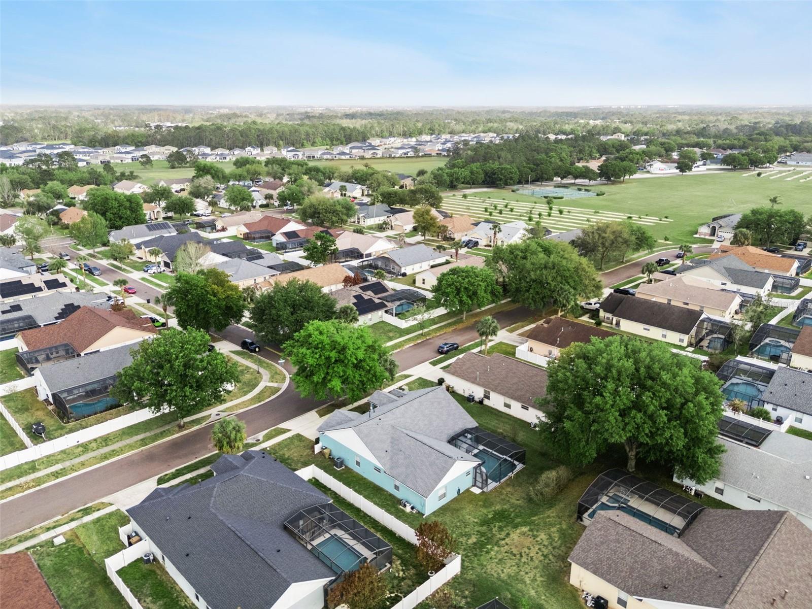 ORANGE TREE PH 04 LT 401 BEING IN 15-24-2 - Residential