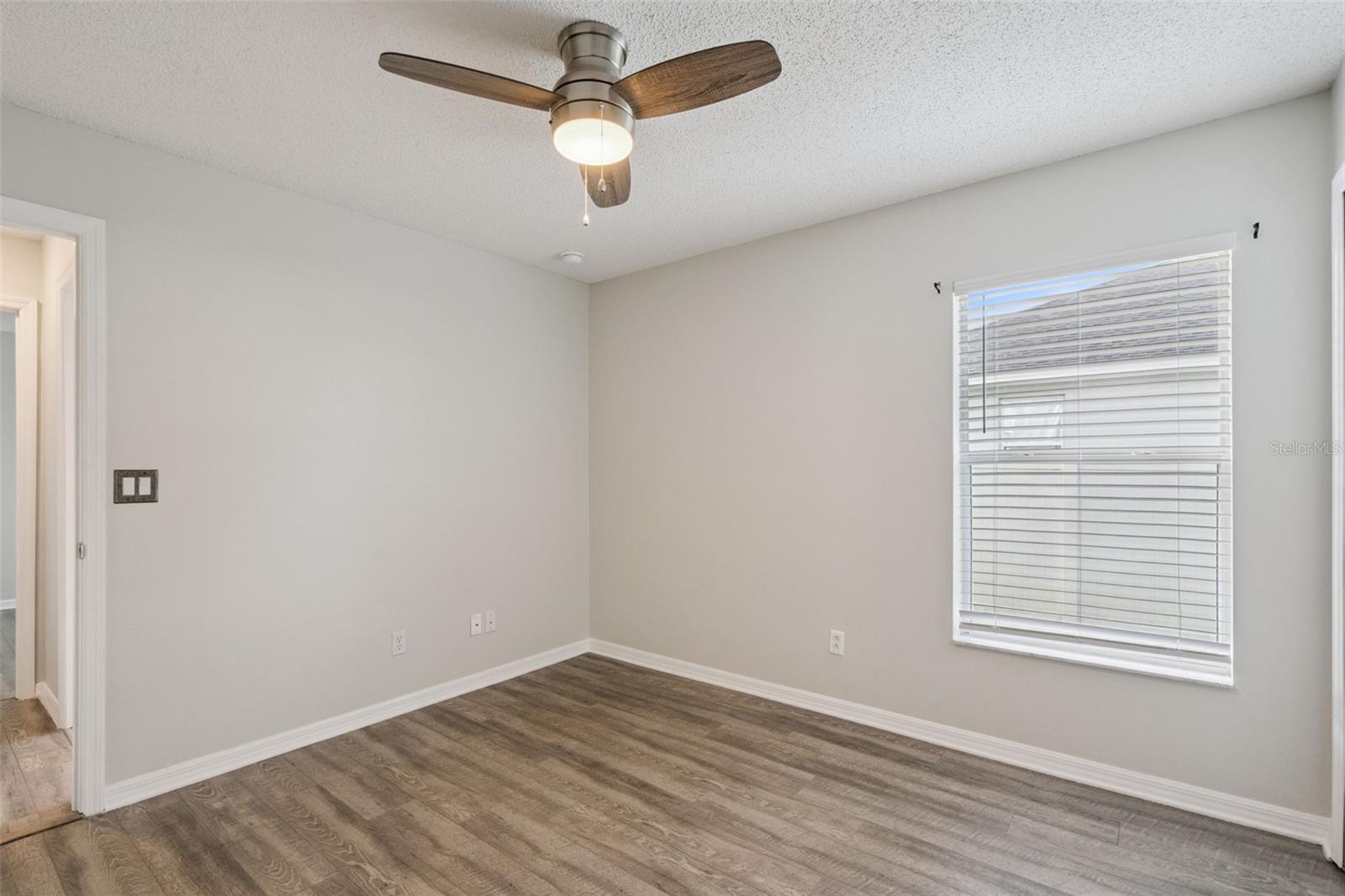 ORANGE TREE PH 04 LT 401 BEING IN 15-24-2 - Residential