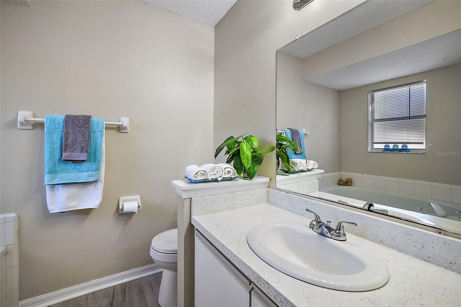 MINNEOLA PARK RIDGE ON LAKE MINNEOLA PH - Residential Lease