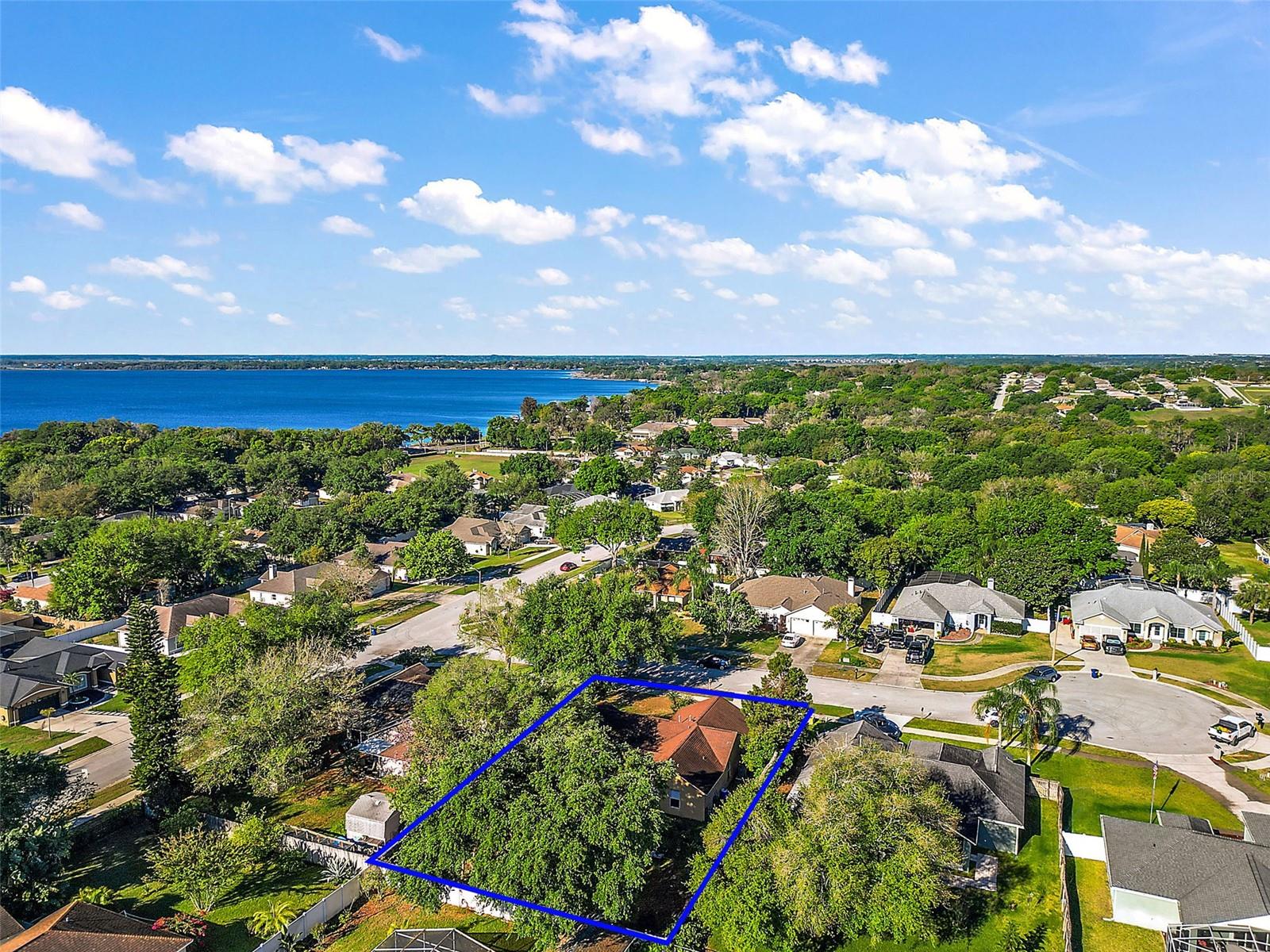 MINNEOLA PARK RIDGE ON LAKE MINNEOLA PH - Residential Lease