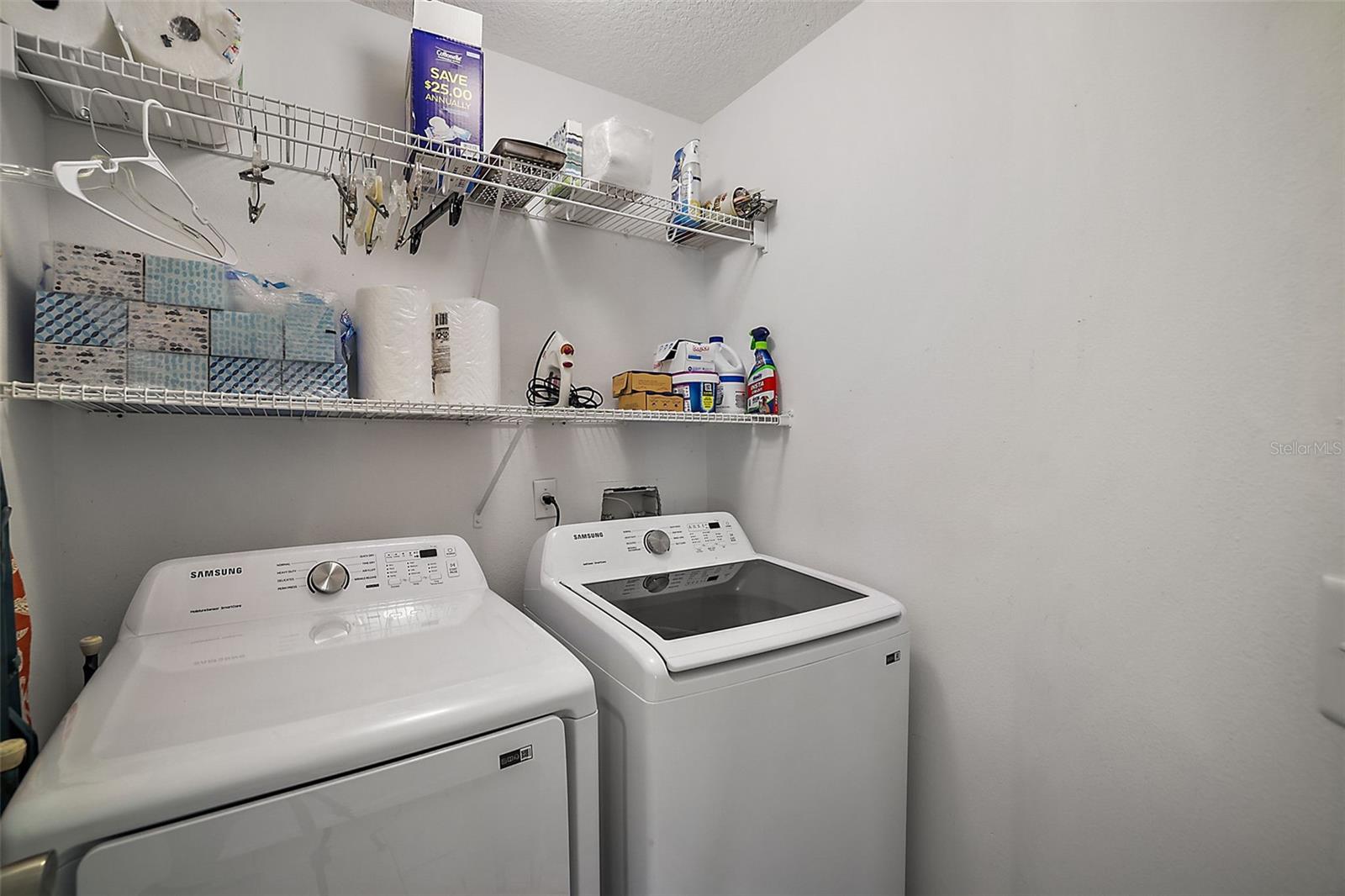 MINNEOLA PARK RIDGE ON LAKE MINNEOLA PH - Residential Lease