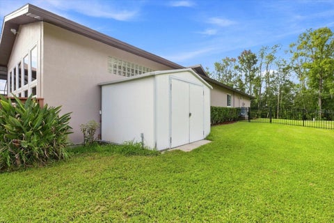 Tiny photo for 220 SE Kings Bay Drive, Crystal River, FL 34429 (MLS # OM730254)