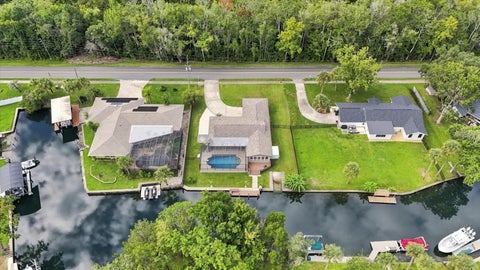 Tiny photo for 220 SE Kings Bay Drive, Crystal River, FL 34429 (MLS # OM730254)