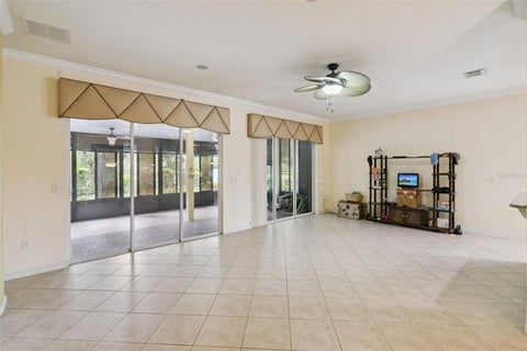 Tiny photo for 100 Flame Vine Way, Groveland, FL 34736 (MLS # G5116962)