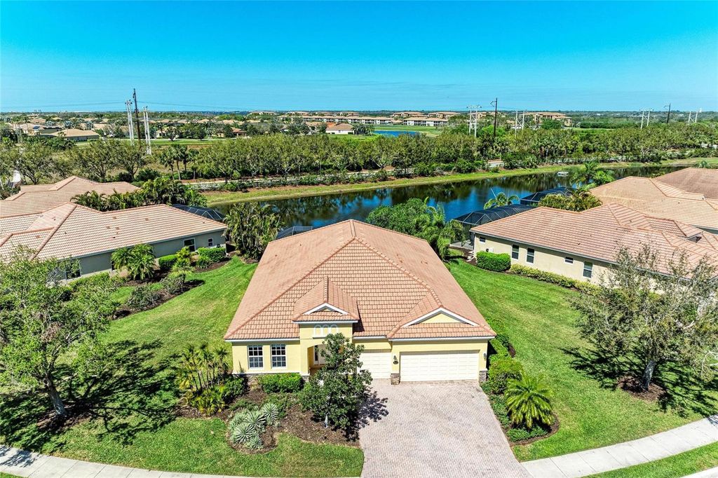 Photo of 428 Grand Preserve Cove, Bradenton, FL 34212 (MLS # A4645010)