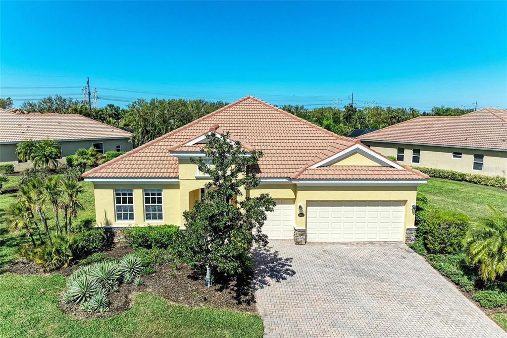 Photo of 428 Grand Preserve Cove, Bradenton, FL 34212 (MLS # A4645010)