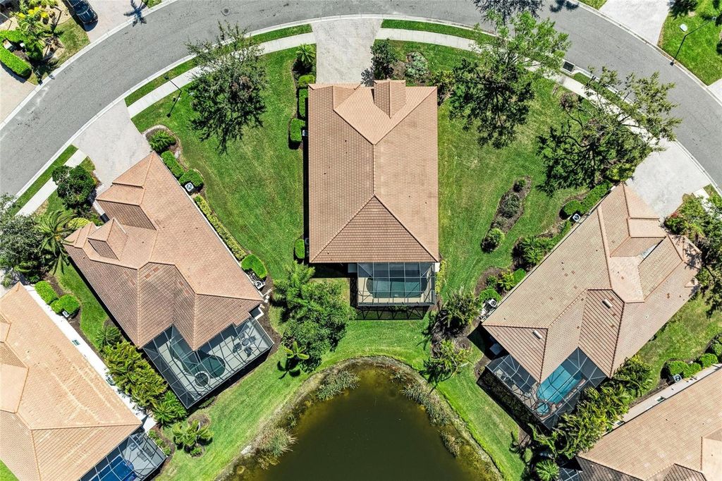 Photo of 428 Grand Preserve Cove, Bradenton, FL 34212 (MLS # A4645010)