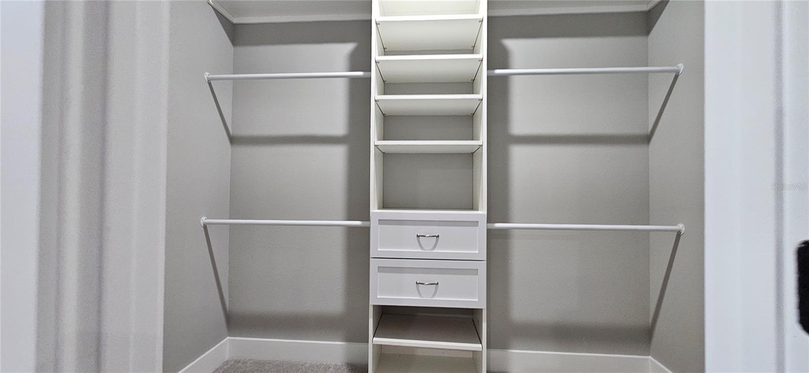 ROYAL TRAILS UNIT 01 - Residential