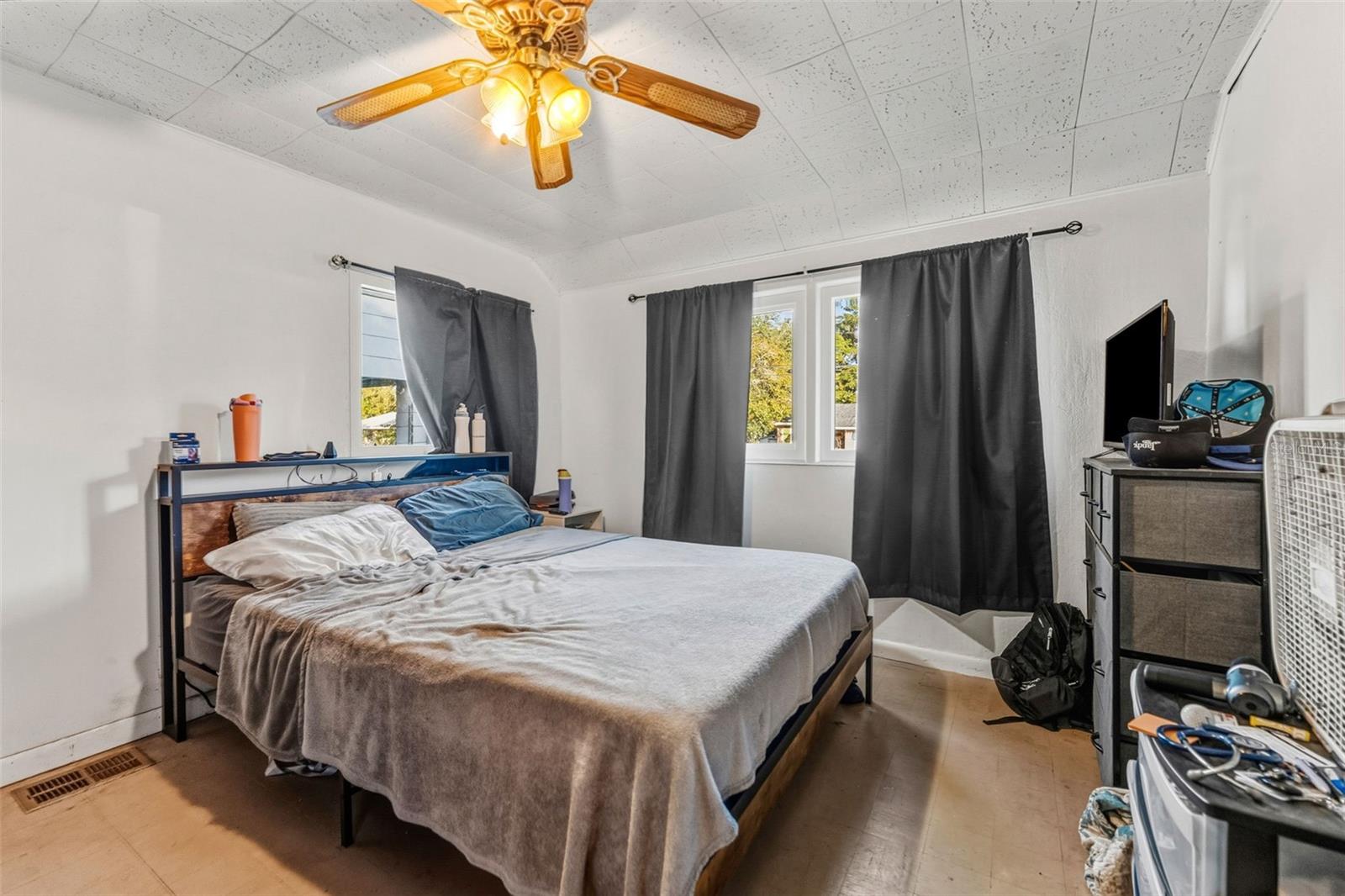 PASADENA GARDENS GULFVIEW SEC - Residential Income