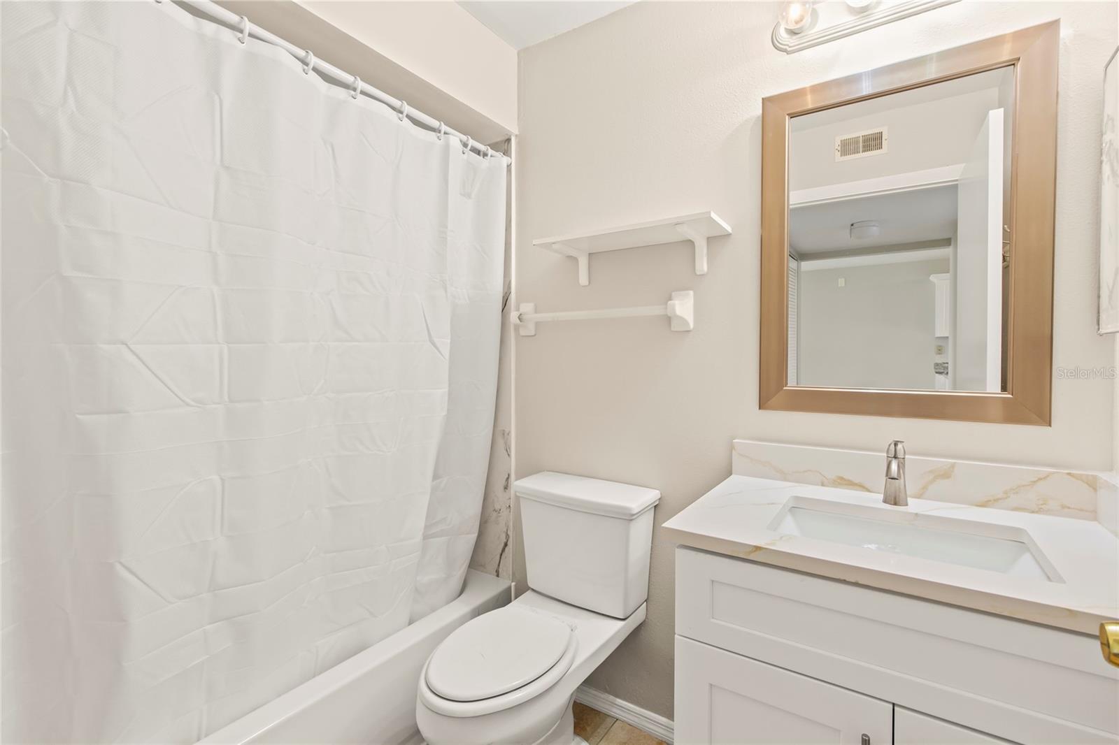 HARBOR PINES - Residential