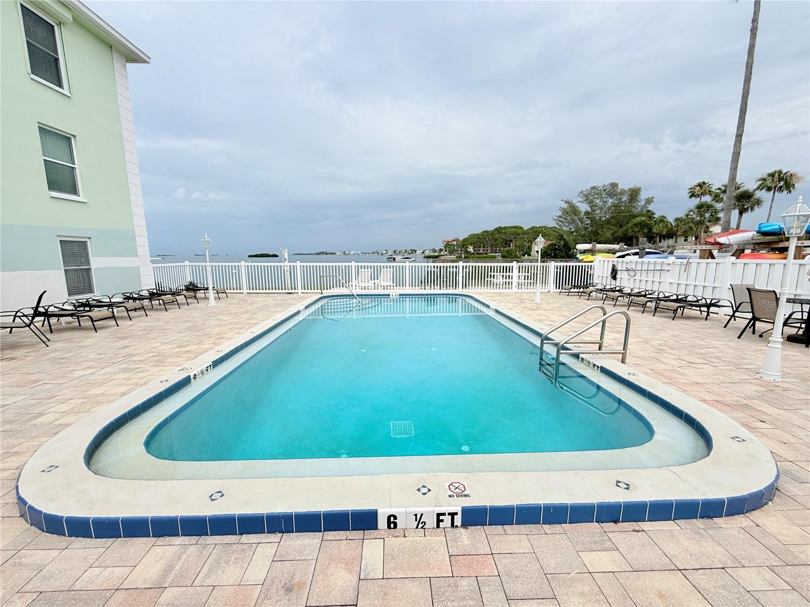 DOLPHIN POINTE OF DUNEDIN CONDO - Residential