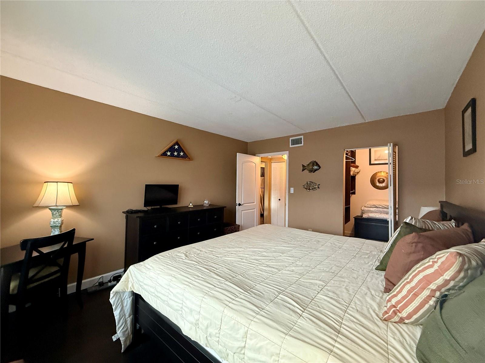 DOLPHIN POINTE OF DUNEDIN CONDO - Residential