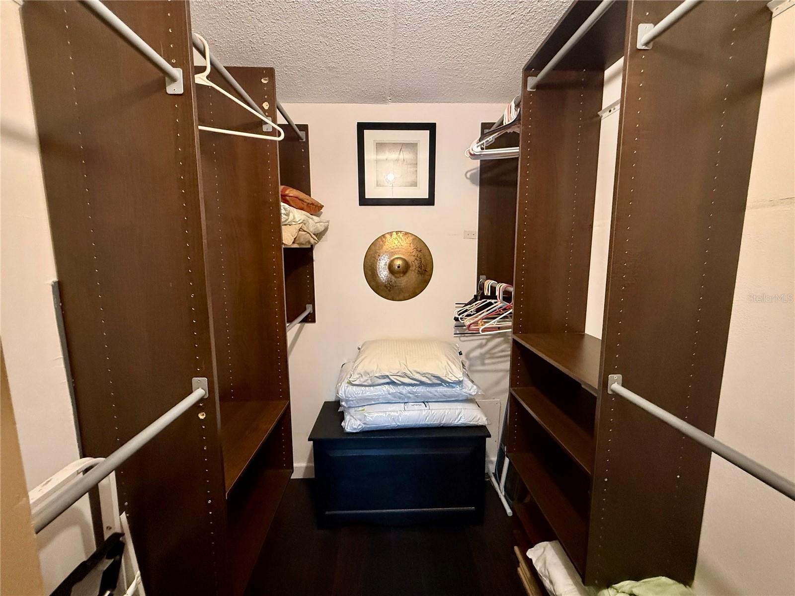 DOLPHIN POINTE OF DUNEDIN CONDO - Residential
