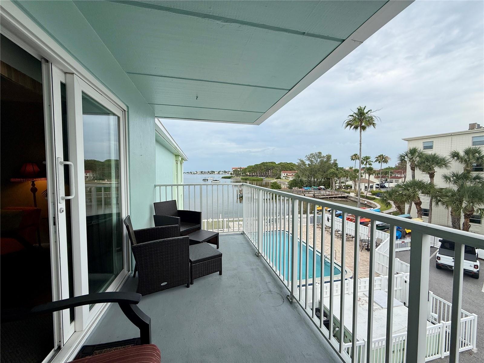 DOLPHIN POINTE OF DUNEDIN CONDO - Residential