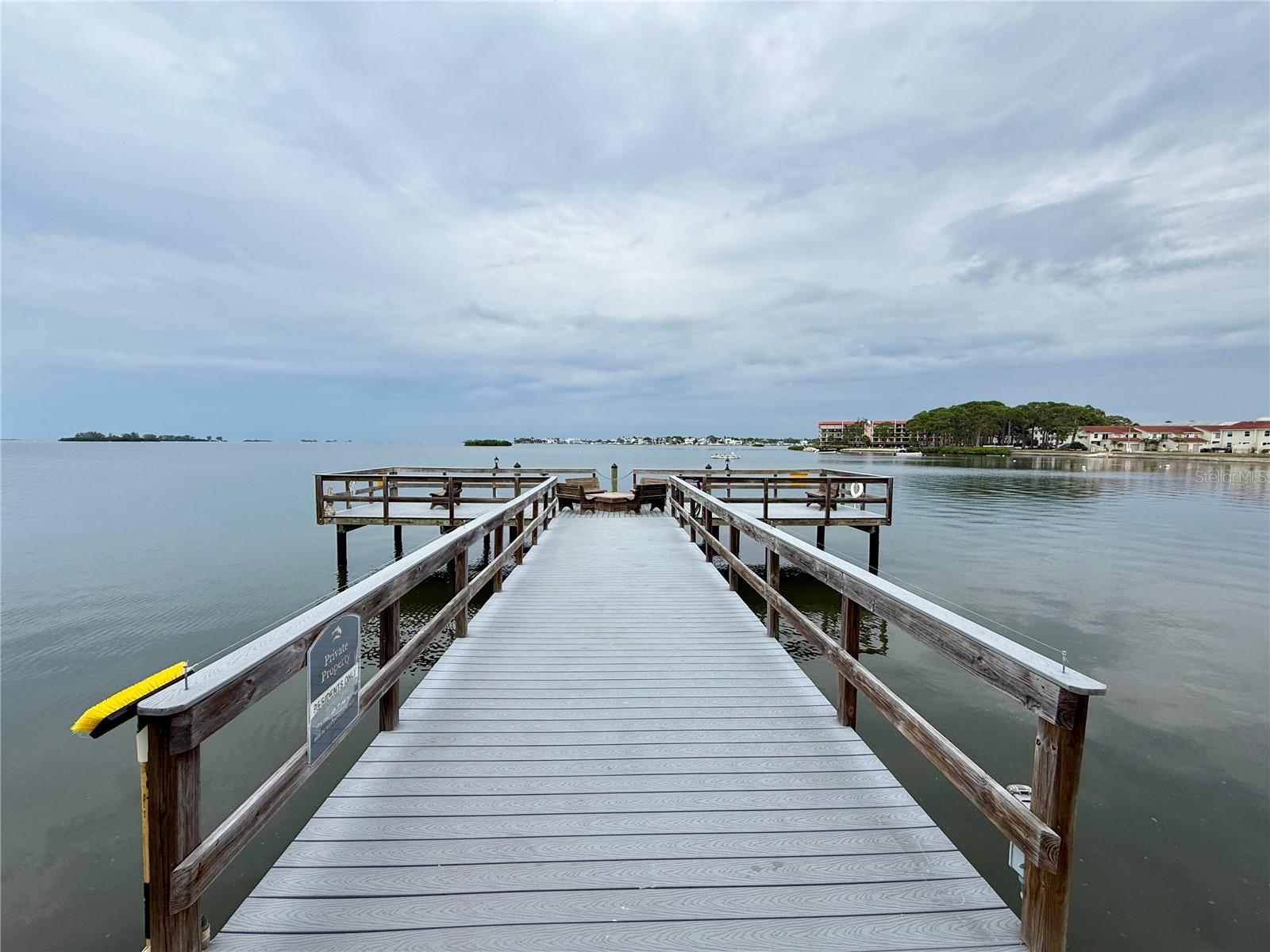 DOLPHIN POINTE OF DUNEDIN CONDO - Residential