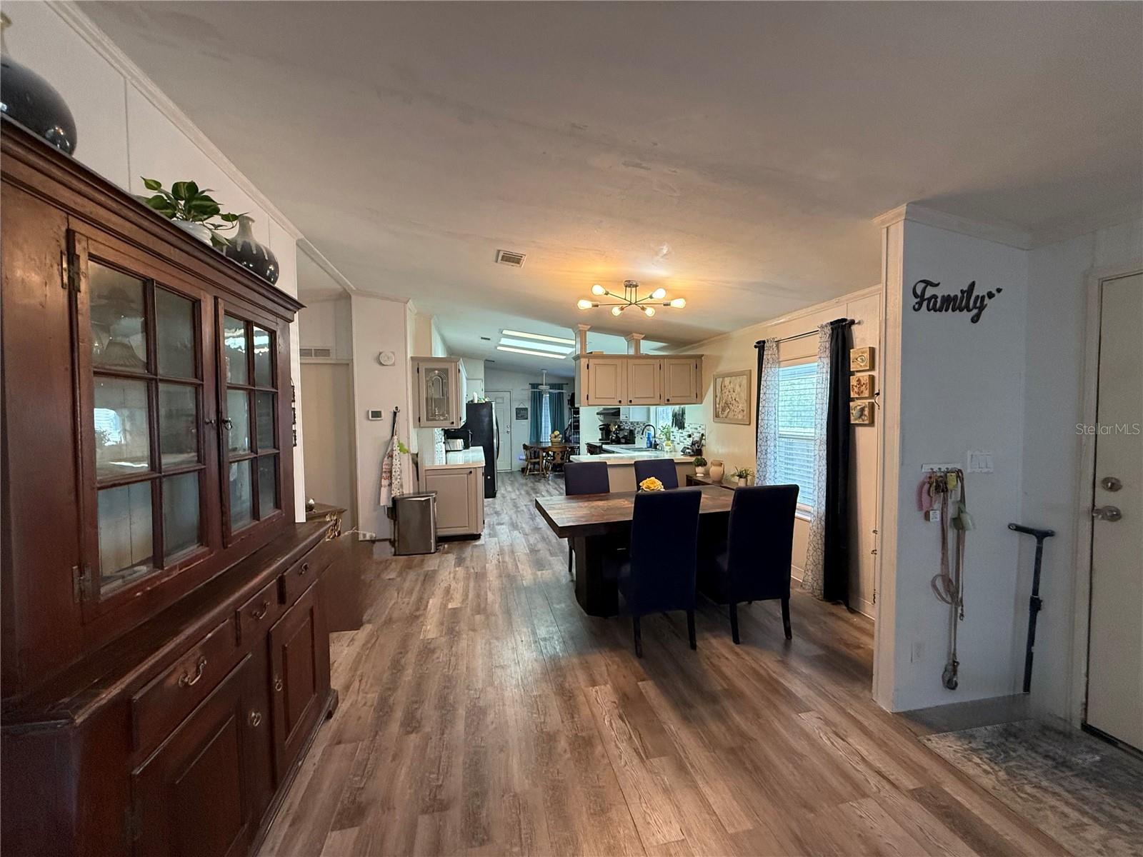 HERITAGE WOOD N LAKE ESTATES - Residential