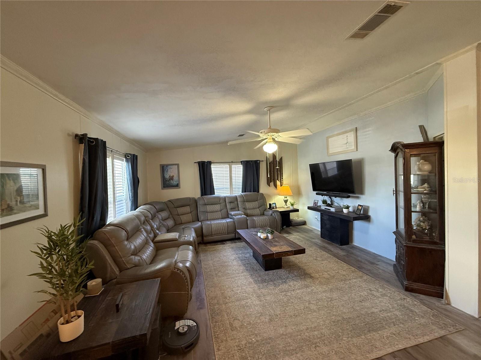 HERITAGE WOOD N LAKE ESTATES - Residential