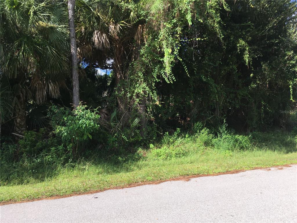 PORT CHARLOTTE SUB 08 - Land