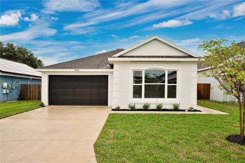 A home in DAVENPORT