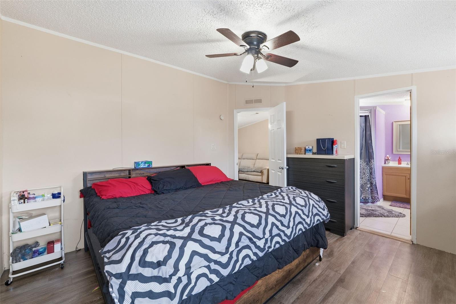 MEADOW OAK ACRES PH 01 - Residential