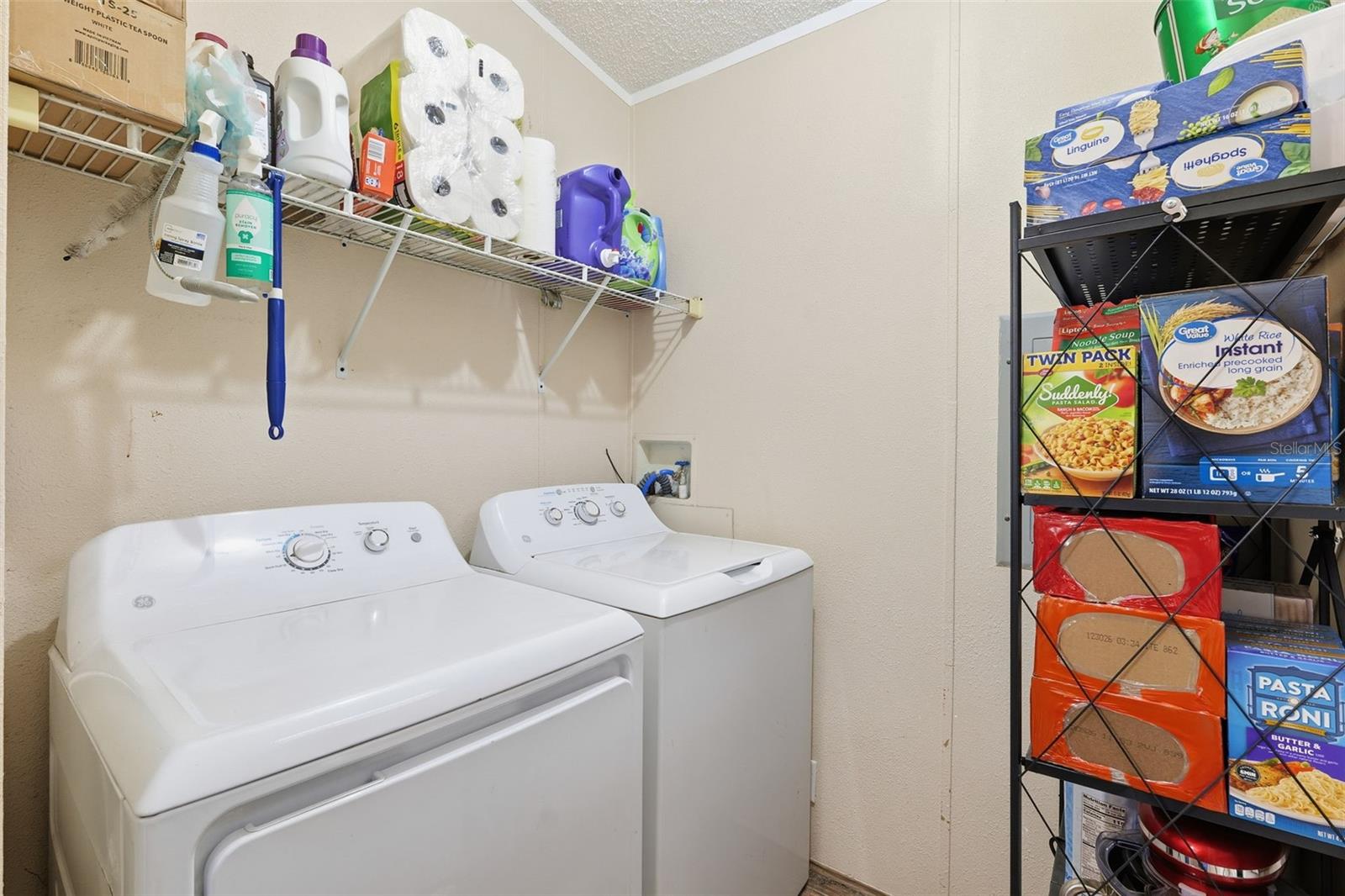 MEADOW OAK ACRES PH 01 - Residential