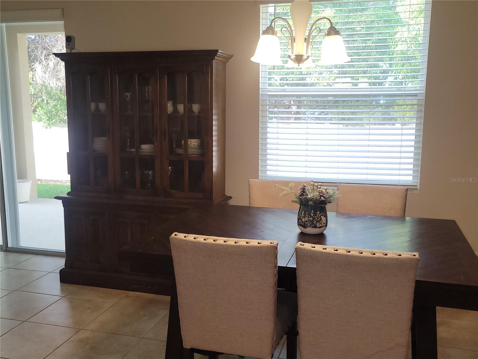 OCOEE LNDGS - Residential