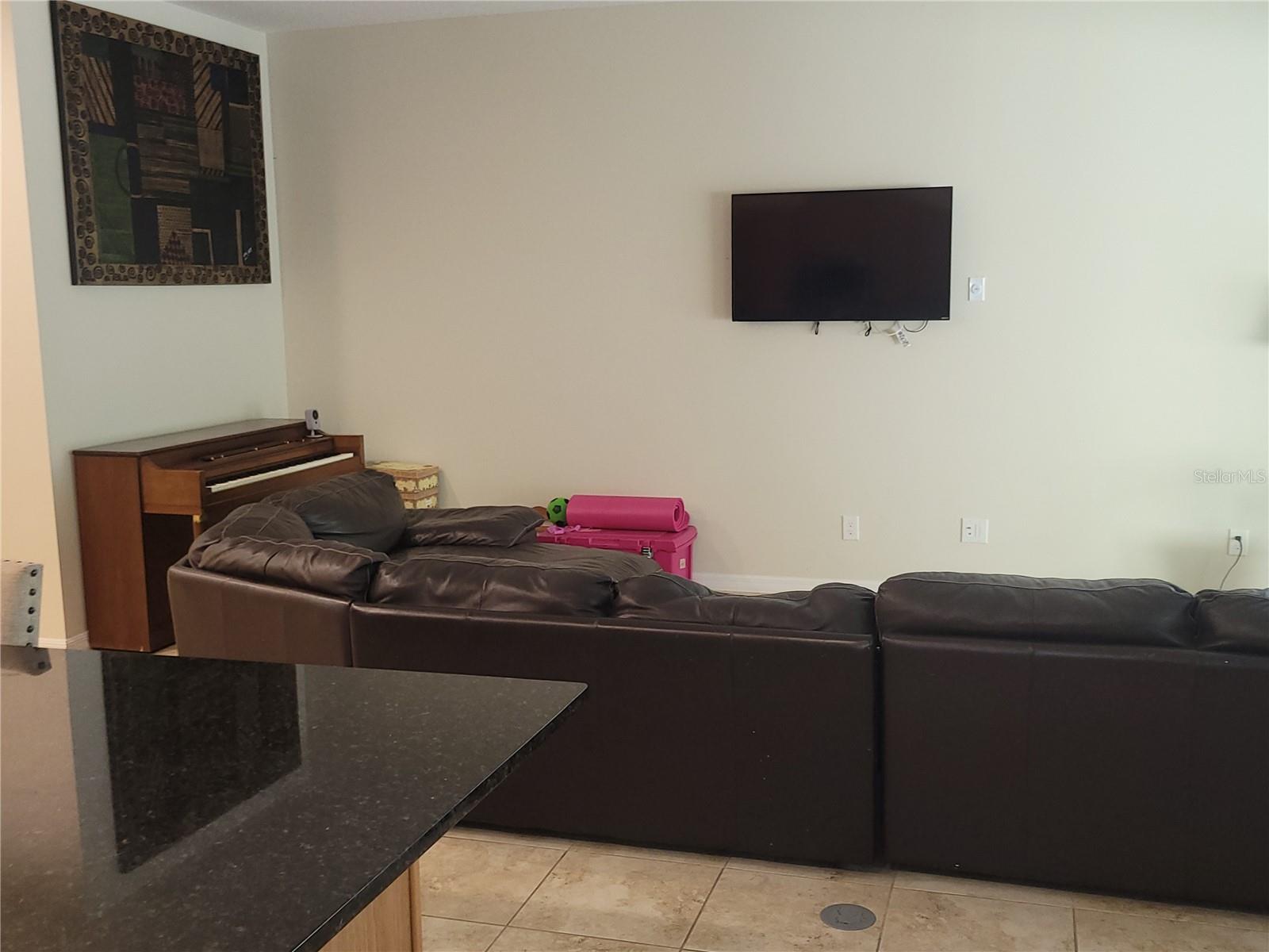 OCOEE LNDGS - Residential