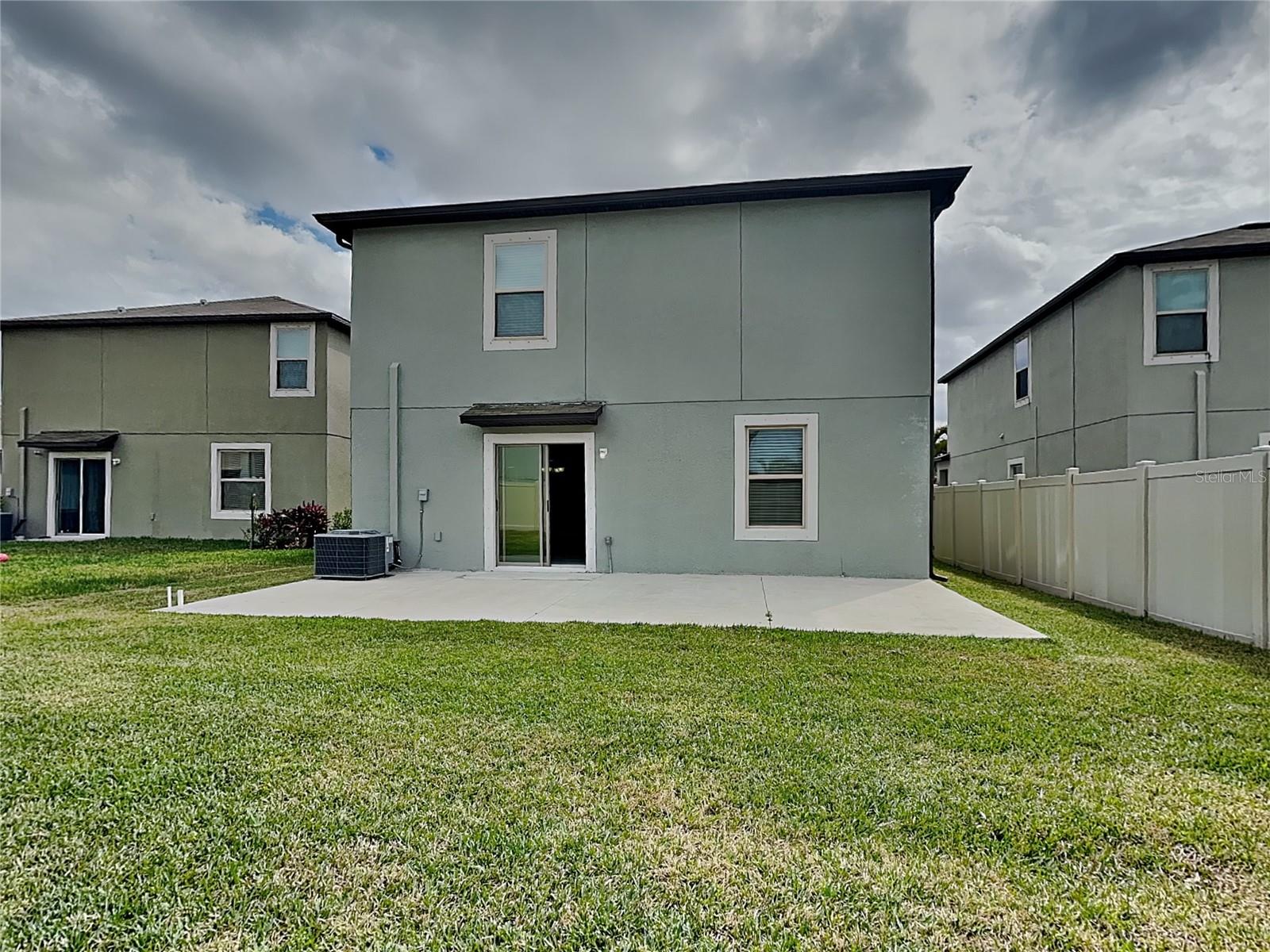 BELMONT SOUTH PH 2E - Residential Lease