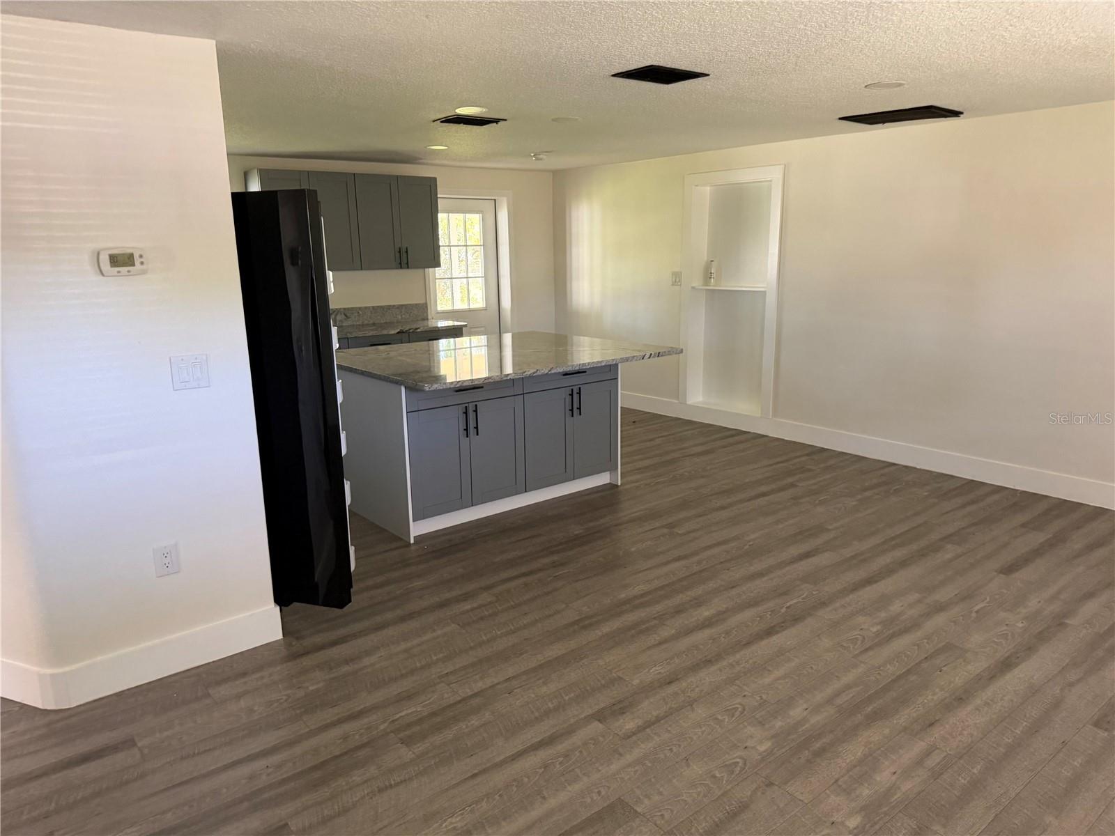 BEACON WOODS VILLAGE - Residential