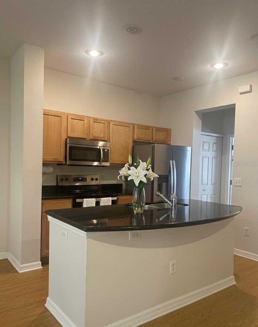 7433 ARLINGTON GROVE CIRCLE