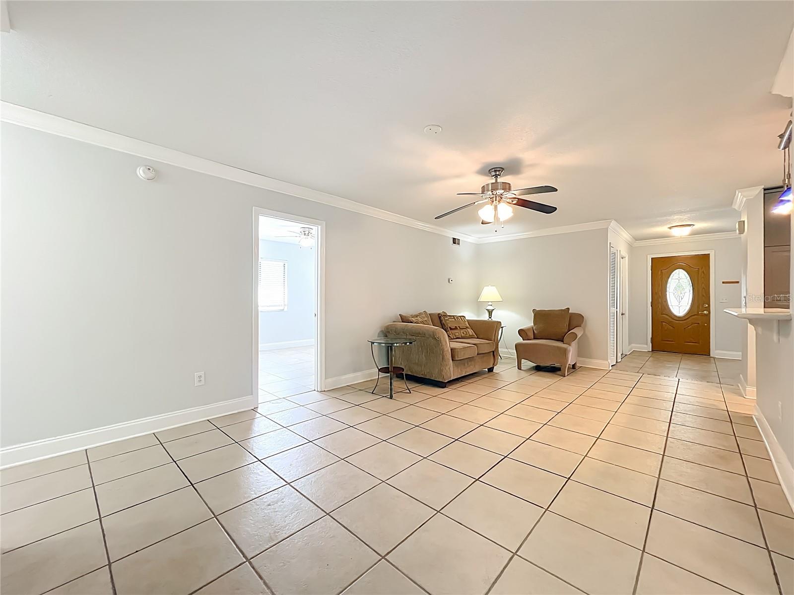 QUAIL HOLLOW AT QUEENSWOOD MANOR - Residential